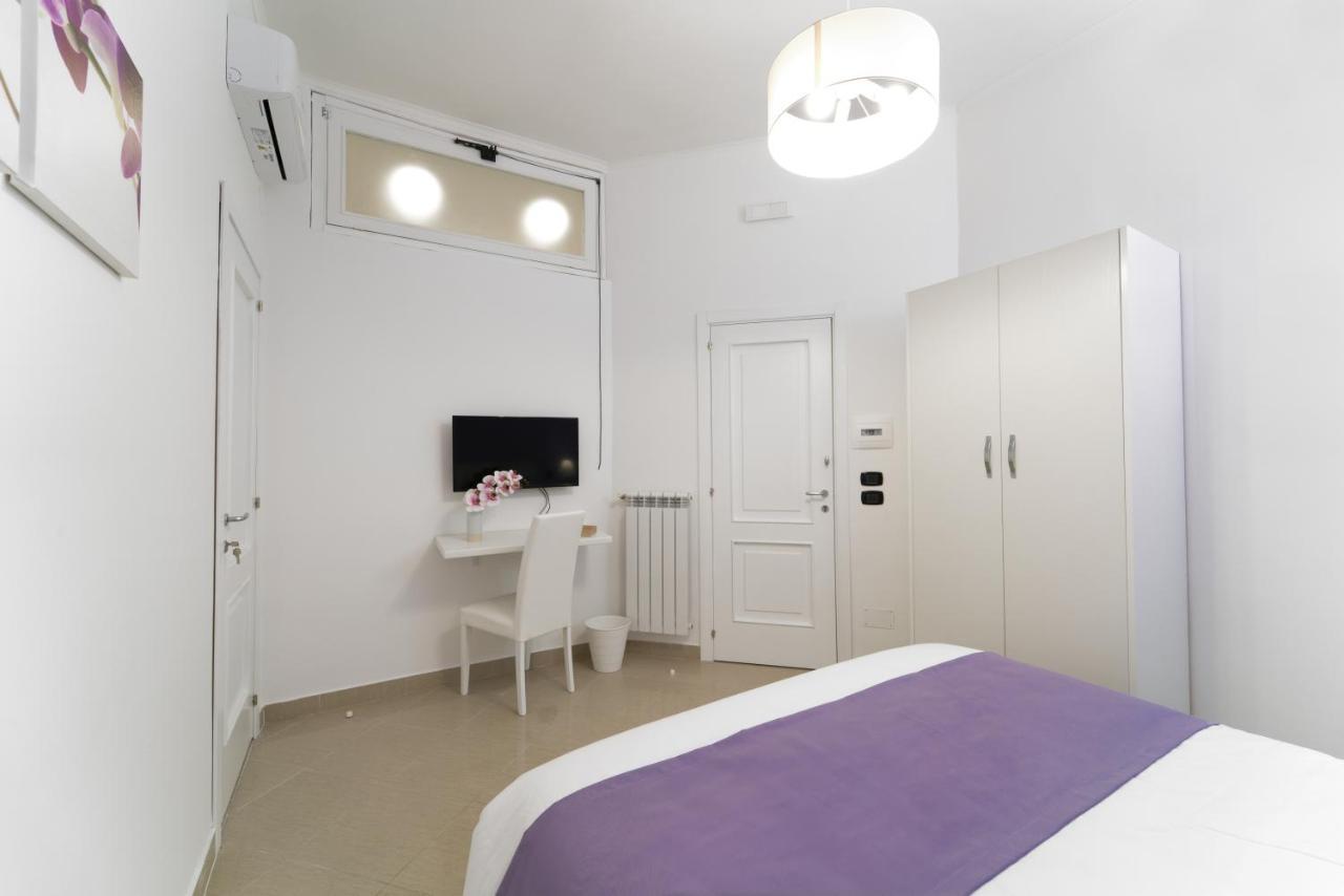 Suite & Luxury Rooms Palazzo Diomede Carafa Napoli Eksteriør billede