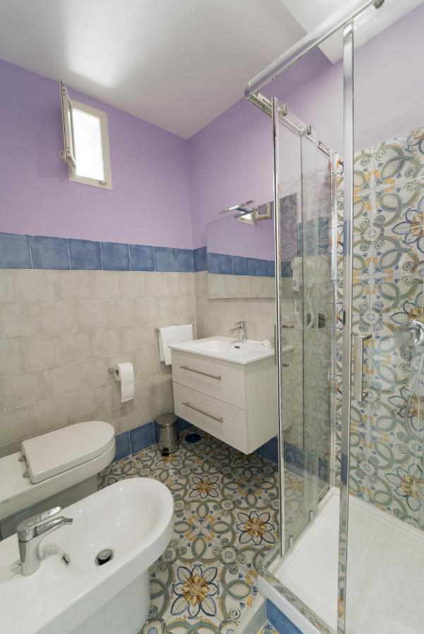 Suite & Luxury Rooms Palazzo Diomede Carafa Napoli Eksteriør billede
