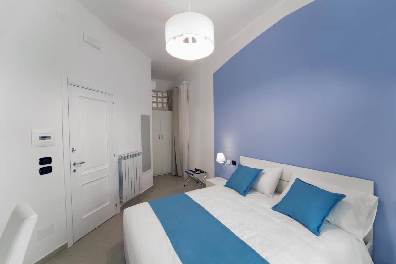Suite & Luxury Rooms Palazzo Diomede Carafa Napoli Eksteriør billede