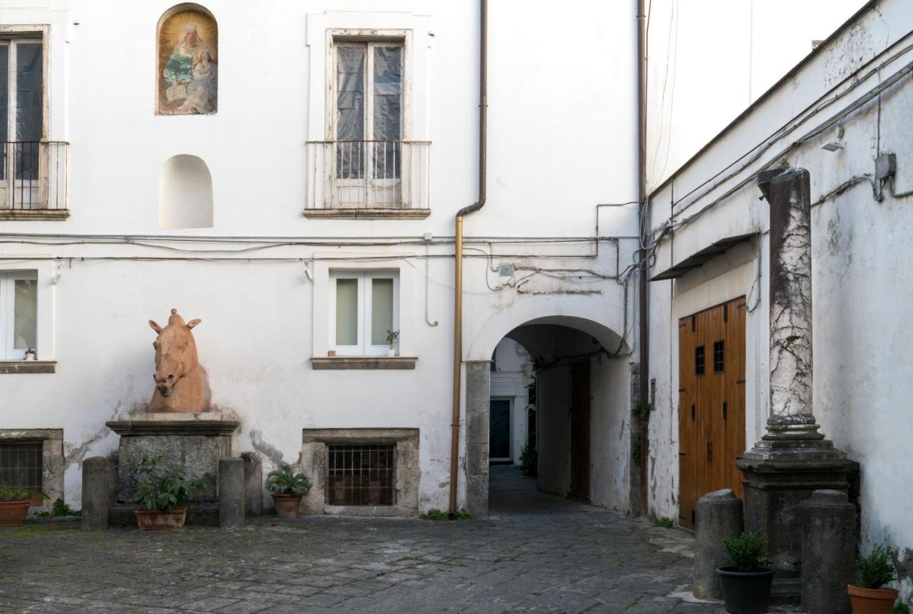 Suite & Luxury Rooms Palazzo Diomede Carafa Napoli Eksteriør billede